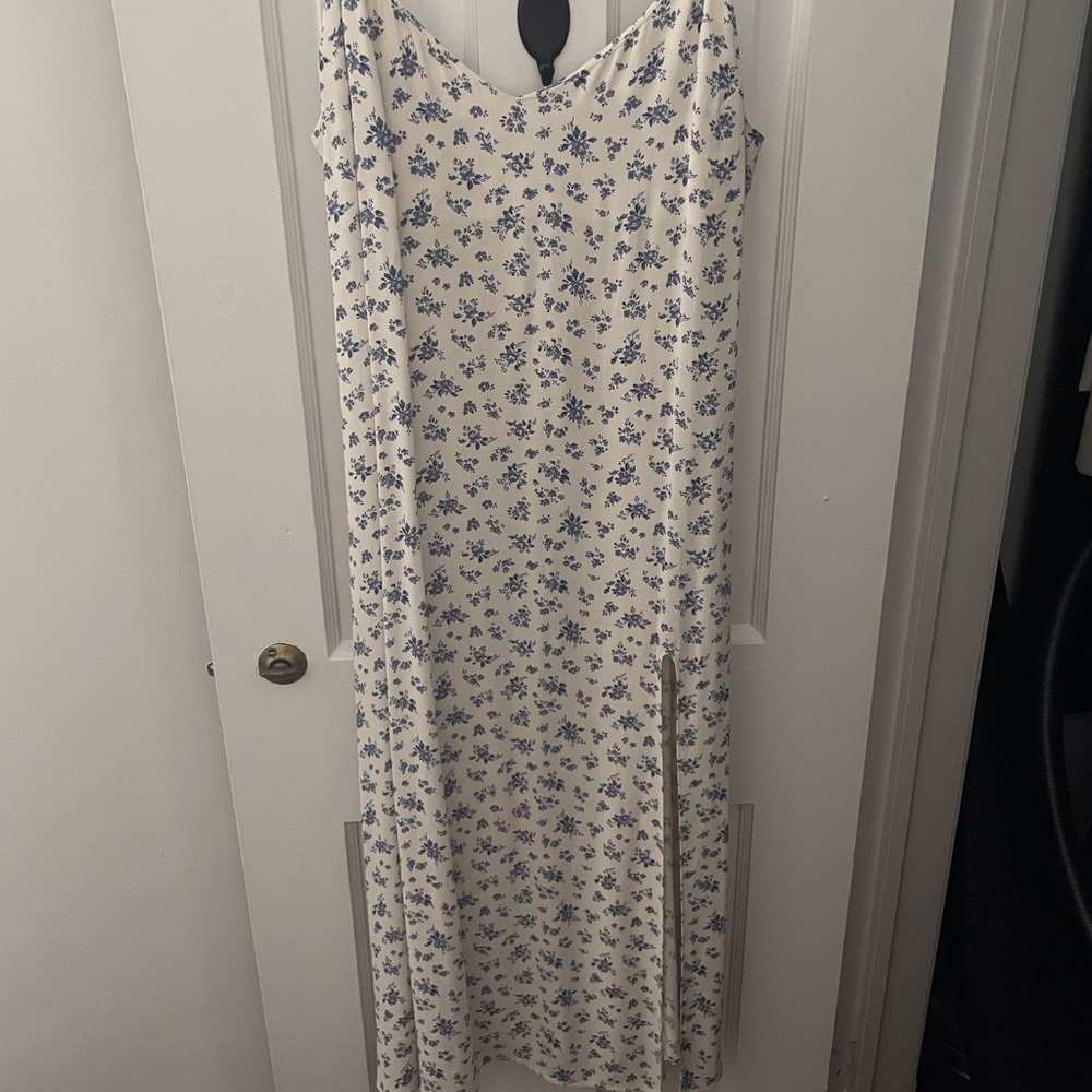 Reformation midi dress size 10 with slit